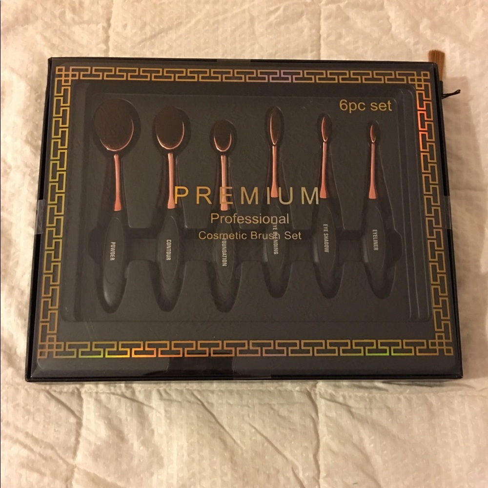 Contour brushes